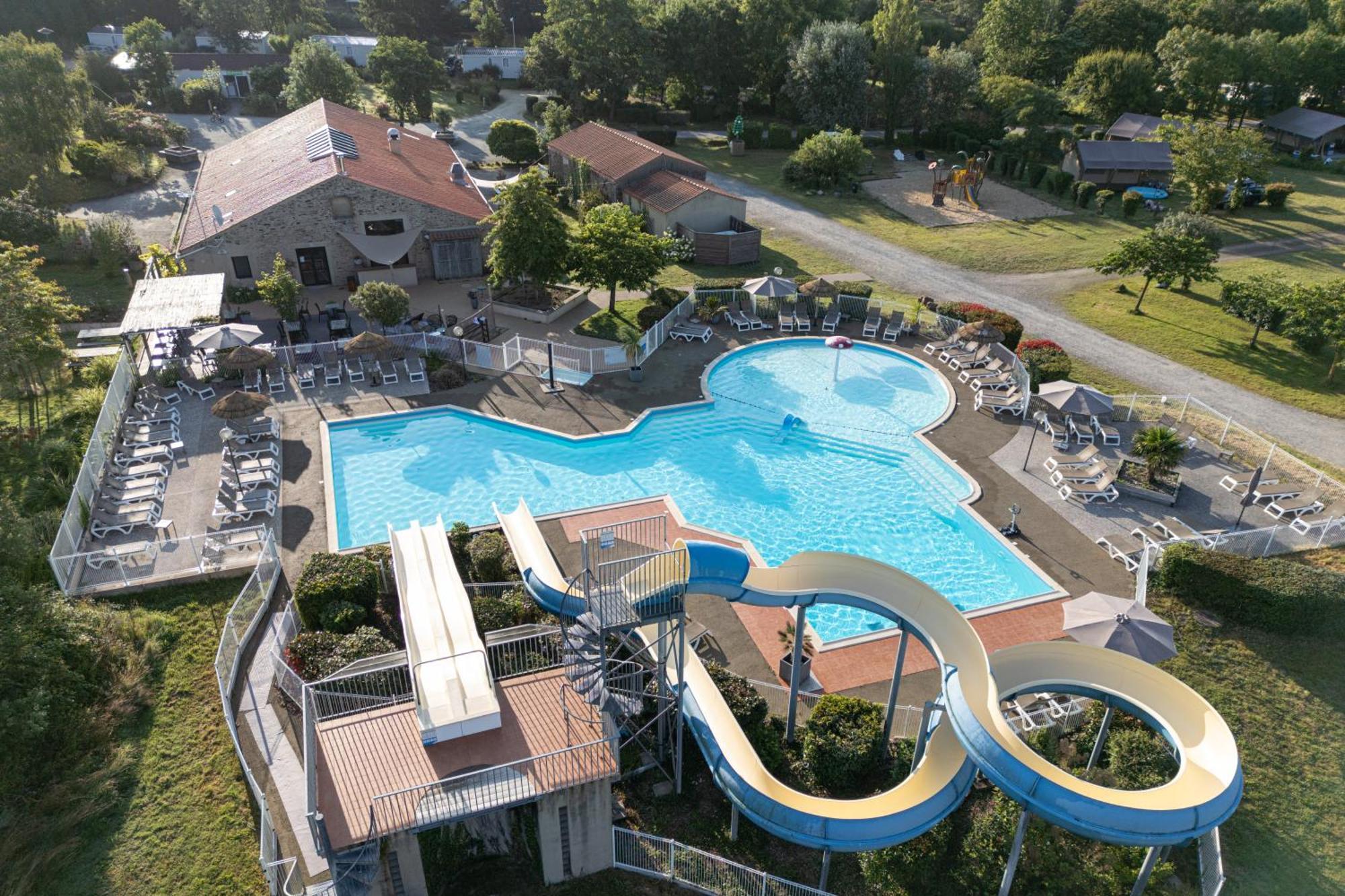 Camping Rcn La Ferme Du Latois Coëx エクステリア 写真
